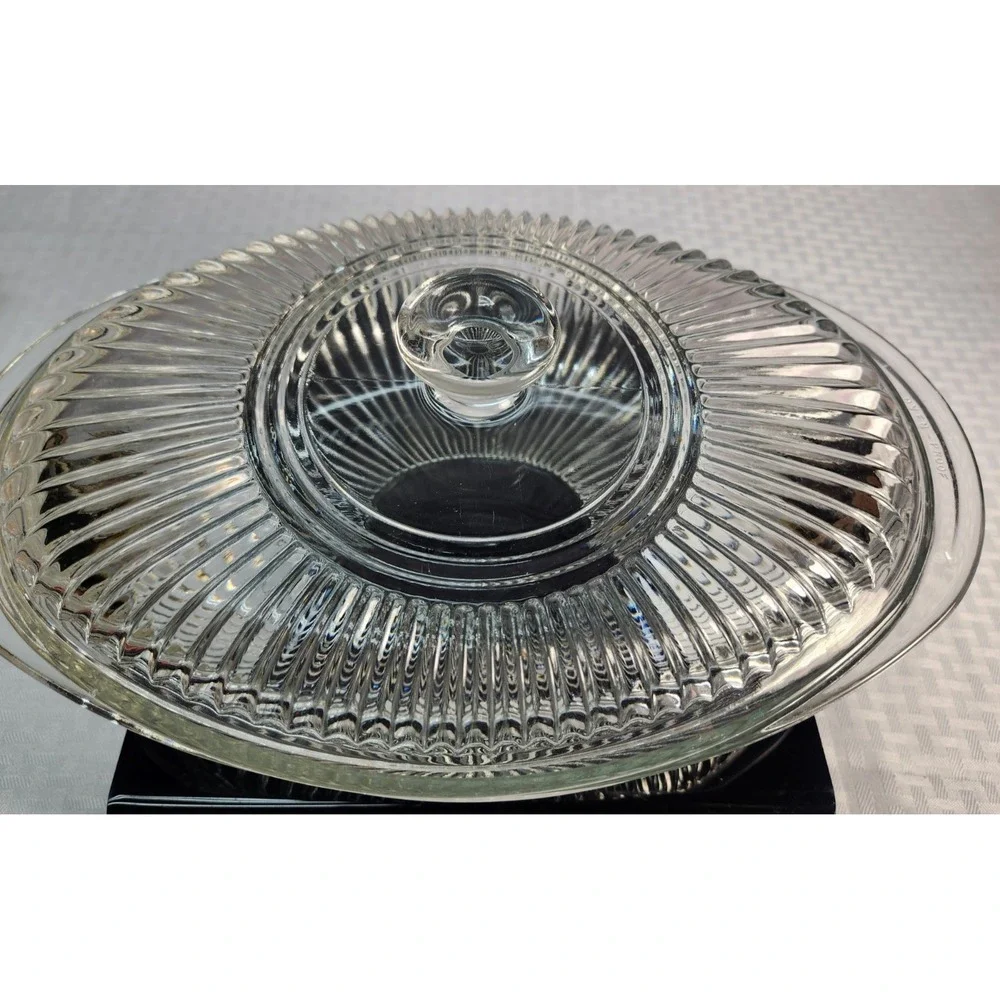 Vintage Anchor Hocking Large Covered Casserole W/ Lid Queen Mary Pattern